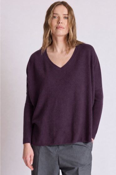 Camille V Neck Sweater in Heather Plum