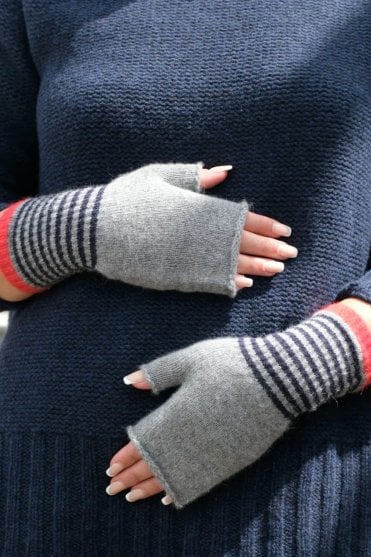 Angora Mitten in Grey and Red
