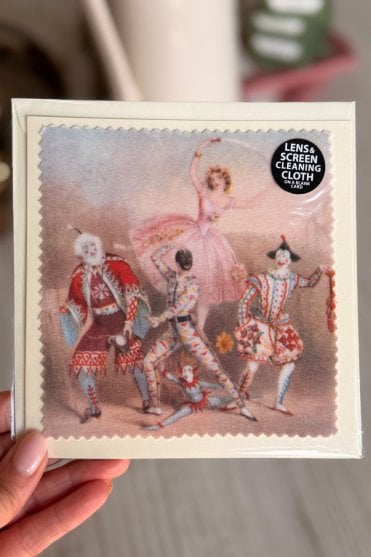 Ballerina Glasses Wipe