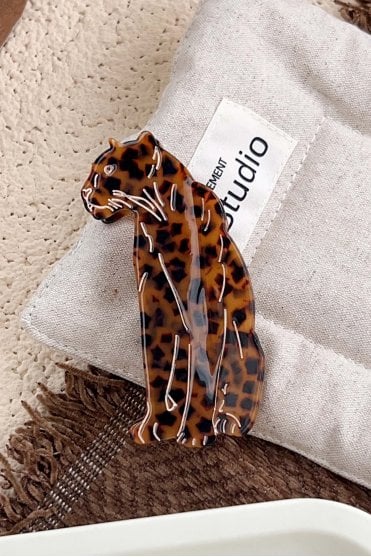 Big Cat Claw Clip in Tortoiseshell
