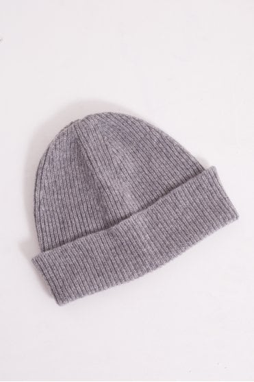 Bolder Beanie in Stone