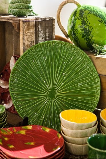 Amazonia Charger Plate