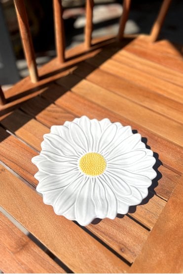 Daisy Fruit Plate 23cm