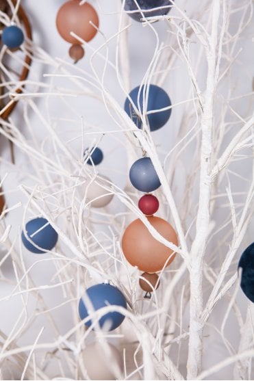 Deco Ornament String Glass