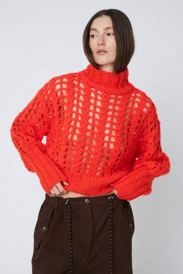 Erica Crochet in Chilli