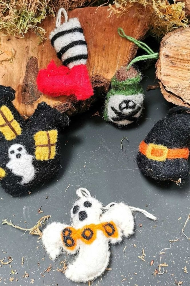 Felt So Good Halloween Tricks set of 4