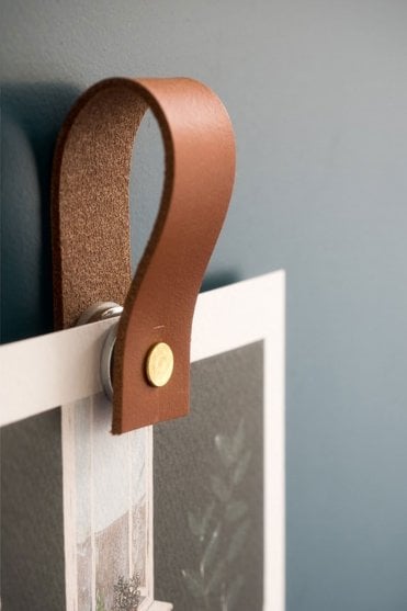 Light Brown Leather Magnetic Loop