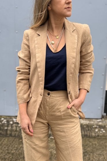 Virna Linen Jacket in Dune Beige