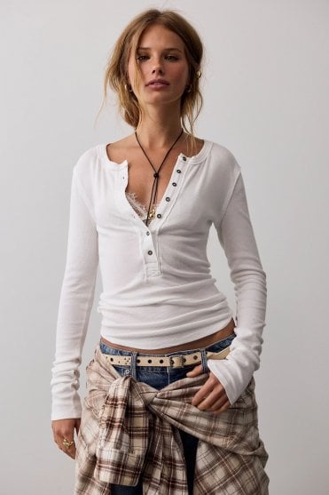 Jamie Henley in Ivory