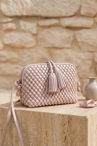 Large Gizmo in Antique Rose Nacre
