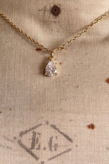Lone Teardrop Necklace in Gold