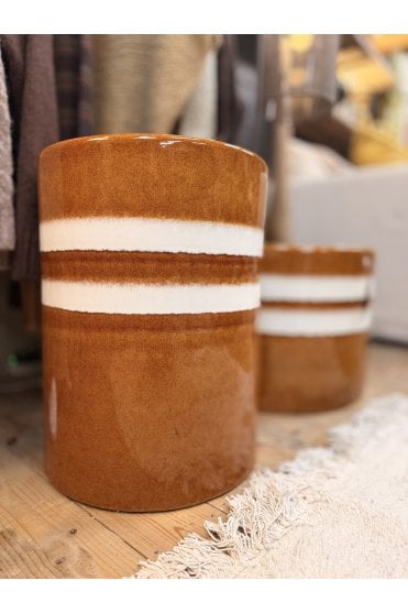 Mooca Side Table in Ceramics Cognac & White