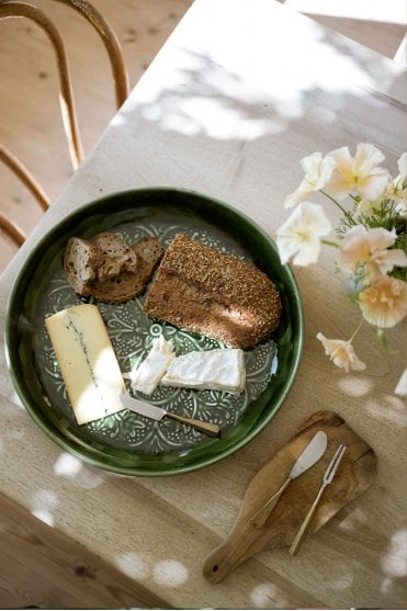 Enamel Platter Round in Forest