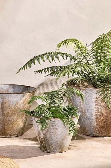 Abari Tapered Planter