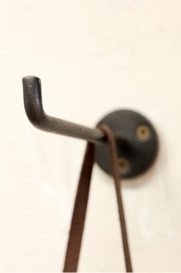 Aniko Iron Hook