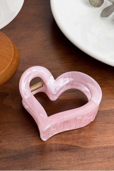Open Heart Claw Clip in Pink Marble