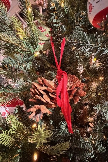Pinecone Decorated with Bow