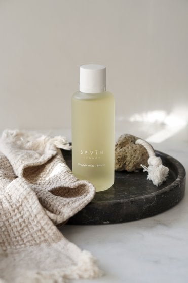 Porcelain White Bath Oil