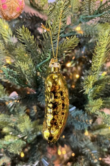 Shiny Pickle Hanging Decoration