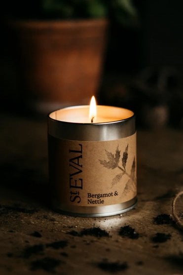 Bergamot & Nettle Scented Tin Candle