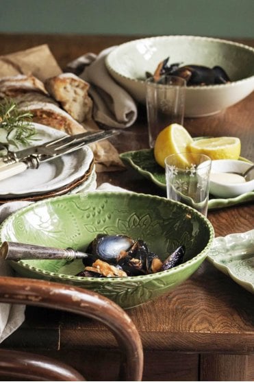 Deep Pasta Plate in Seaweed
