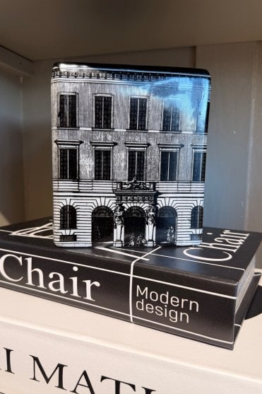 Black and White Window Tissue Box