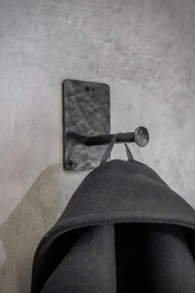 The Home Collection Heythorp Iron Hook