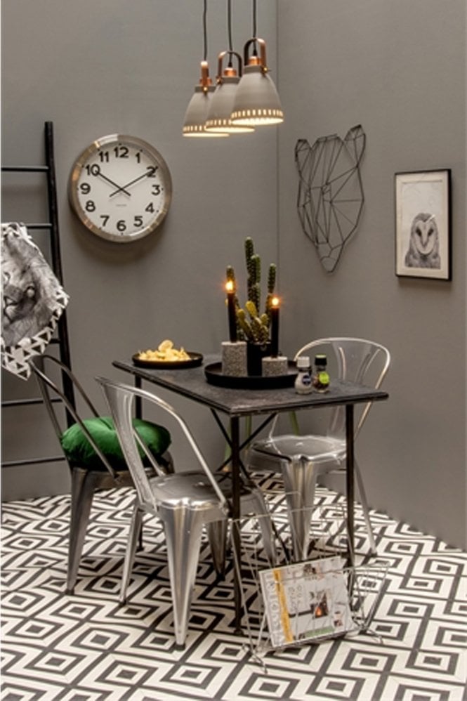 The Home Collection Linear Panther Memo Rack in Black