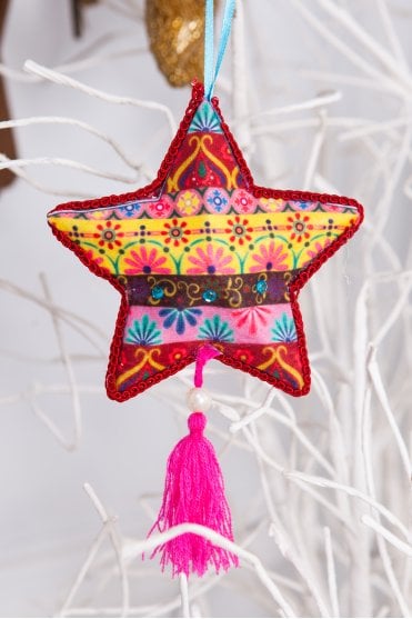 Red Pattern Star Decoration