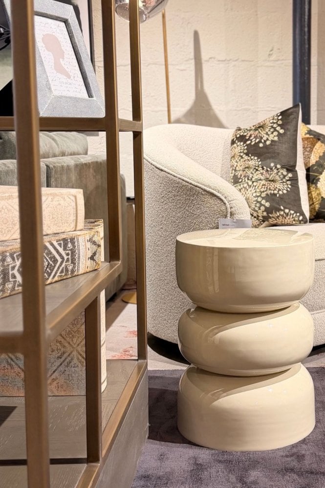 The Home Collection Stool Rey in Off white