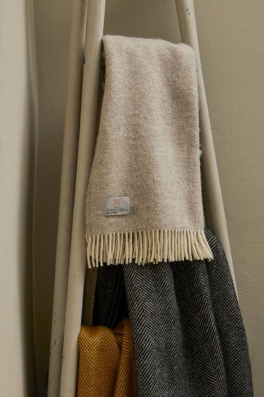 Fishbone Throw in Silver Grey