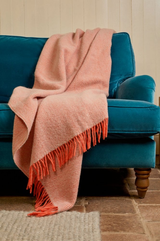 TWEEDMILL Herringbone Throw in Flamingo and Pearl