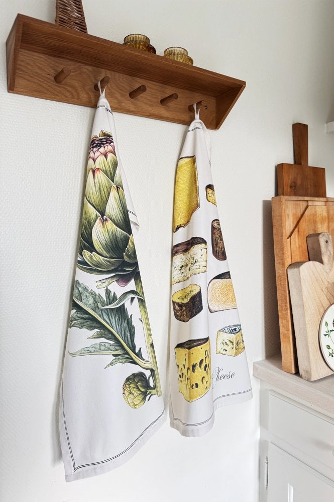 Vanilla Fly Artichoke Kitchen Towel
