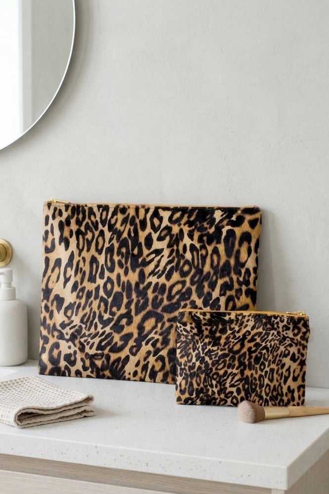 Vanilla Fly Printed Velvet Makeup Bag in Leopard