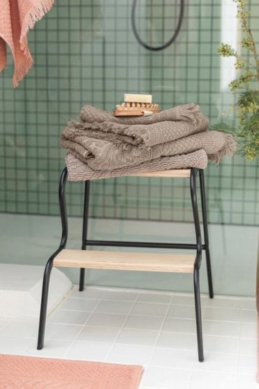 Zoe Bath Towel in Chamois