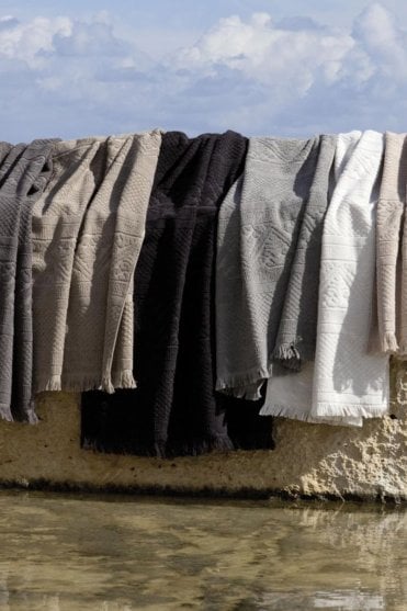 Zoe Hand Towel in Orage