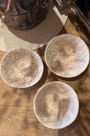 Ramekin Pattern Warm Grey