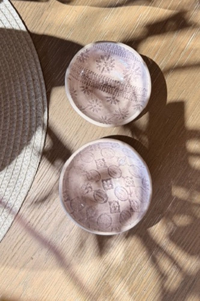 Wonki Ware Salt Dish Pattern in Aubergine