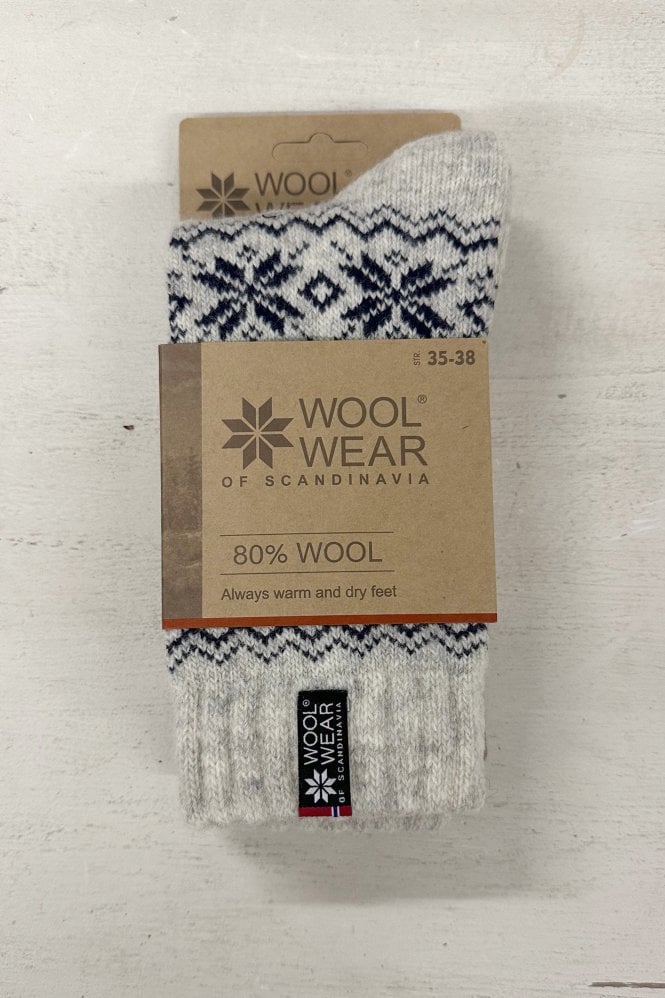 Woolwear Norwegian Ice Crystal Socks in Cream & Navy